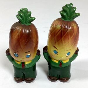 Anthropomorphic Pineapple Salt Pepper Shakers Ceramic Cork Stopper Vtg